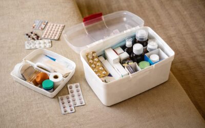 Ce trebuie să pui în trusa medicală de vacanță și de ce este utilă o rezervă de medicamente pentru 3-7 zile