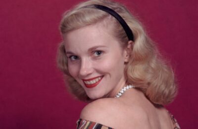 Eva Marie Saint a împlinit 102 ani și leagă viața lungă de plimbarea zilnică de o oră
