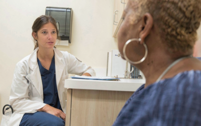 Noile ghiduri federale din SUA schimbă recomandările pentru terapia hormonală la menopauză