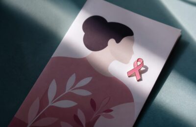 Povești de viață după cancer spuse de femei cunoscute din România