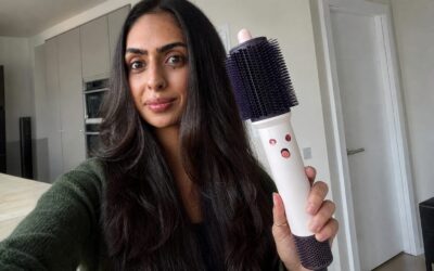 Dyson airsmooth costă £199 și a dat un rezultat similar cu airwrap pe părul drept testat