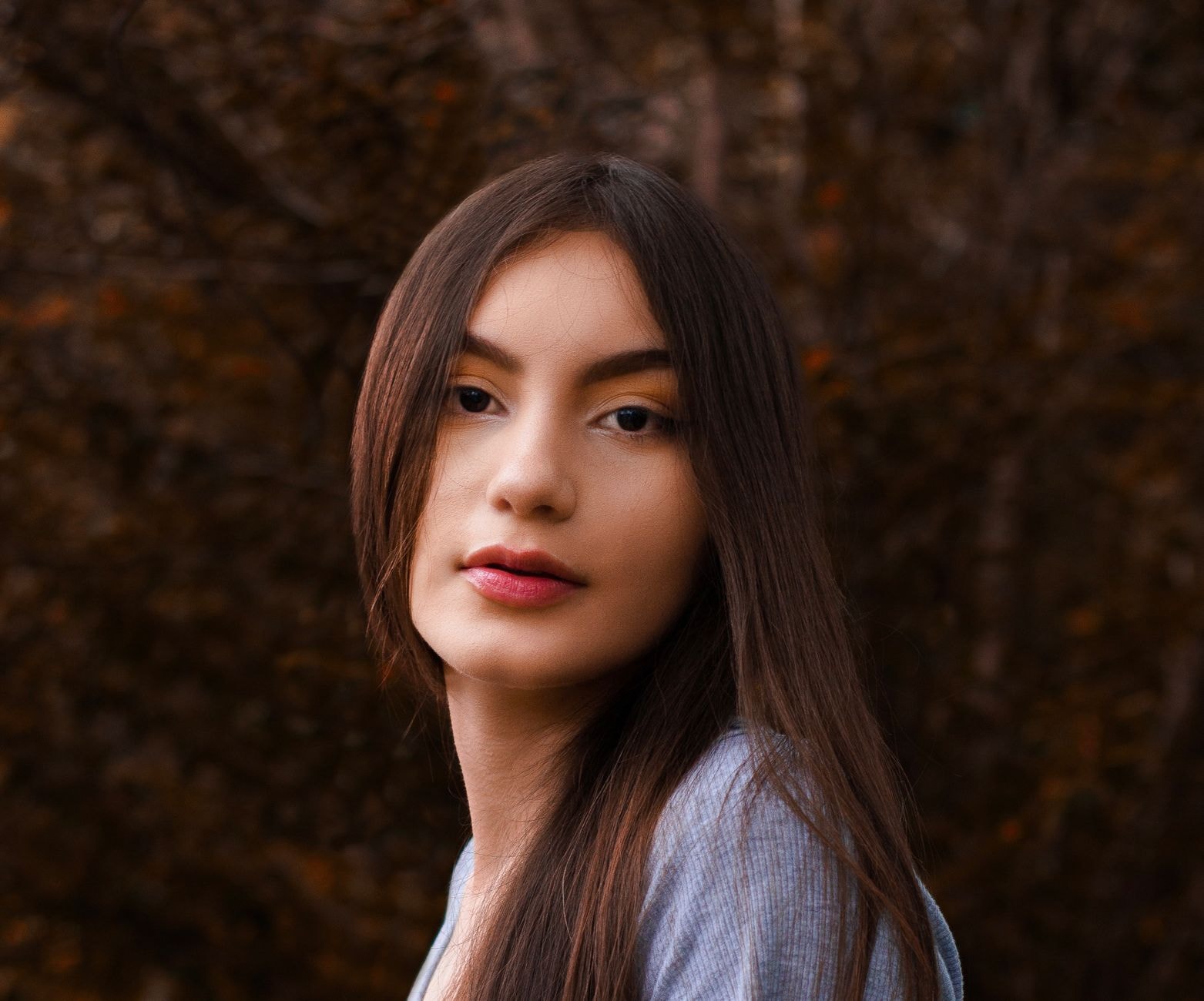 Nuanța espresso brunette pe păr lung